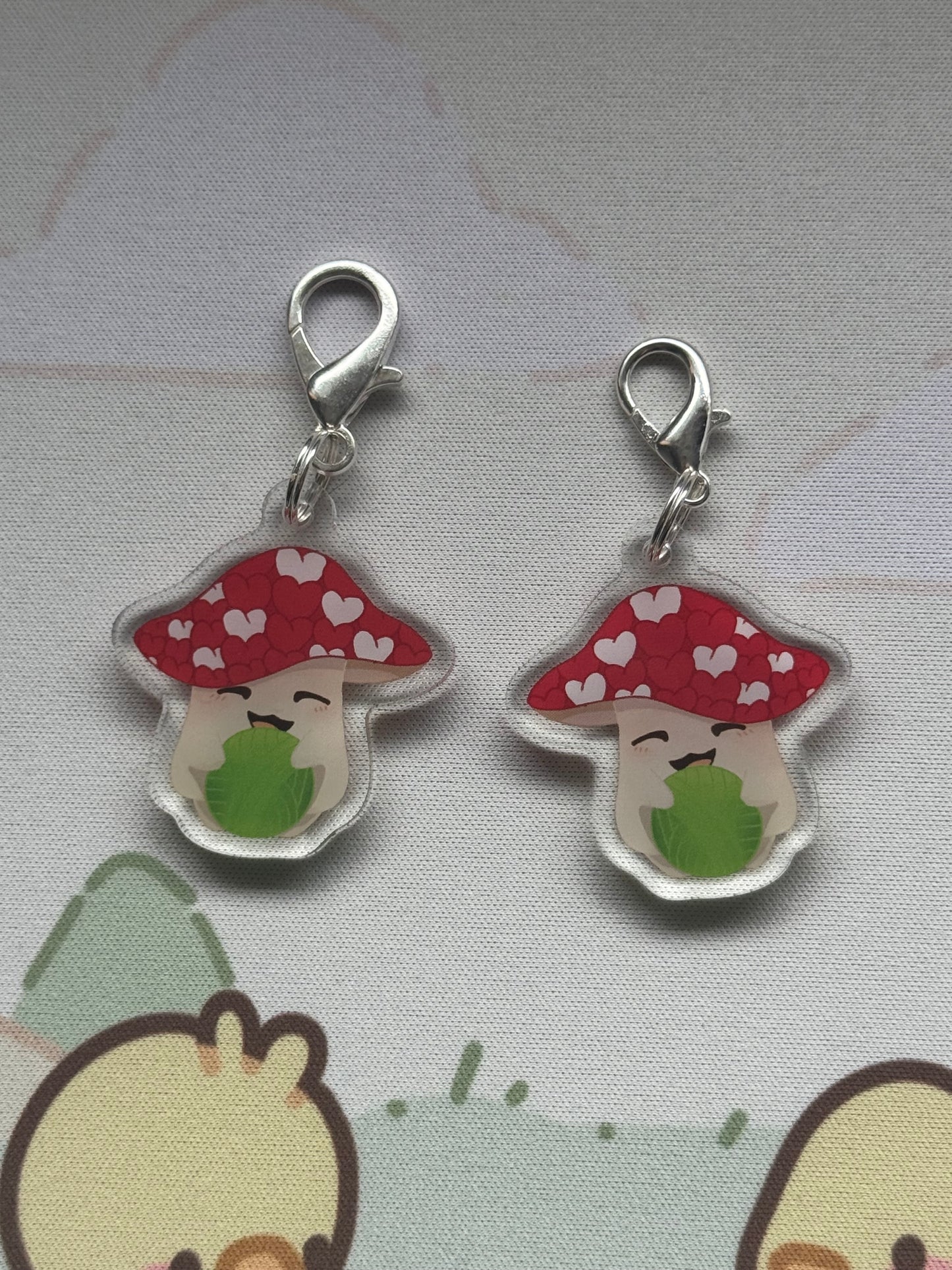 Mushroom stitch marker