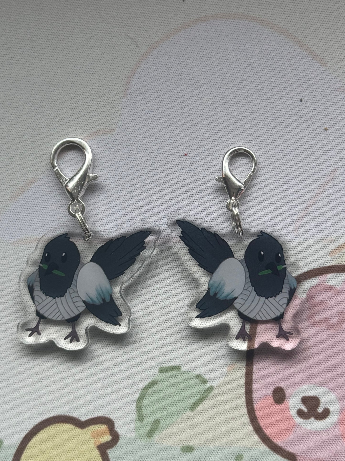 Magpie stitch marker