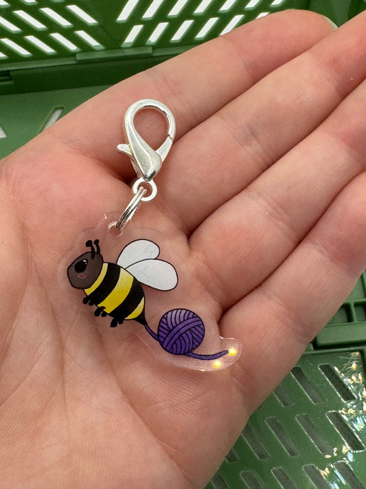 Bee stitch marker