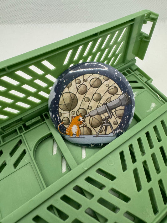 Cat moon-gazing button badge