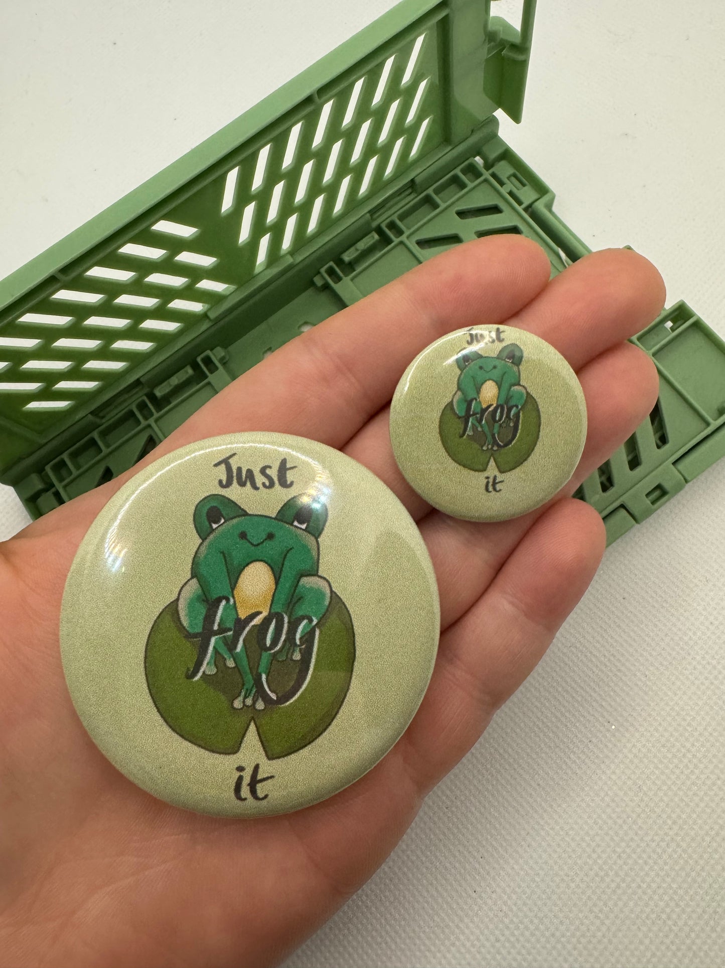 Frog it button badge