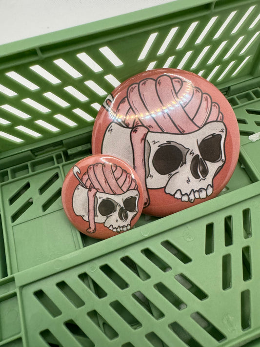 Skull button badge