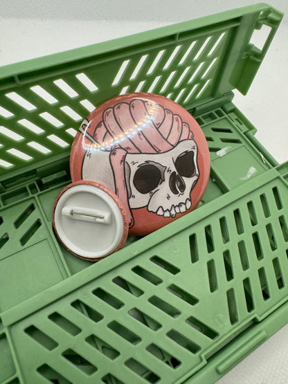 Skull button badge