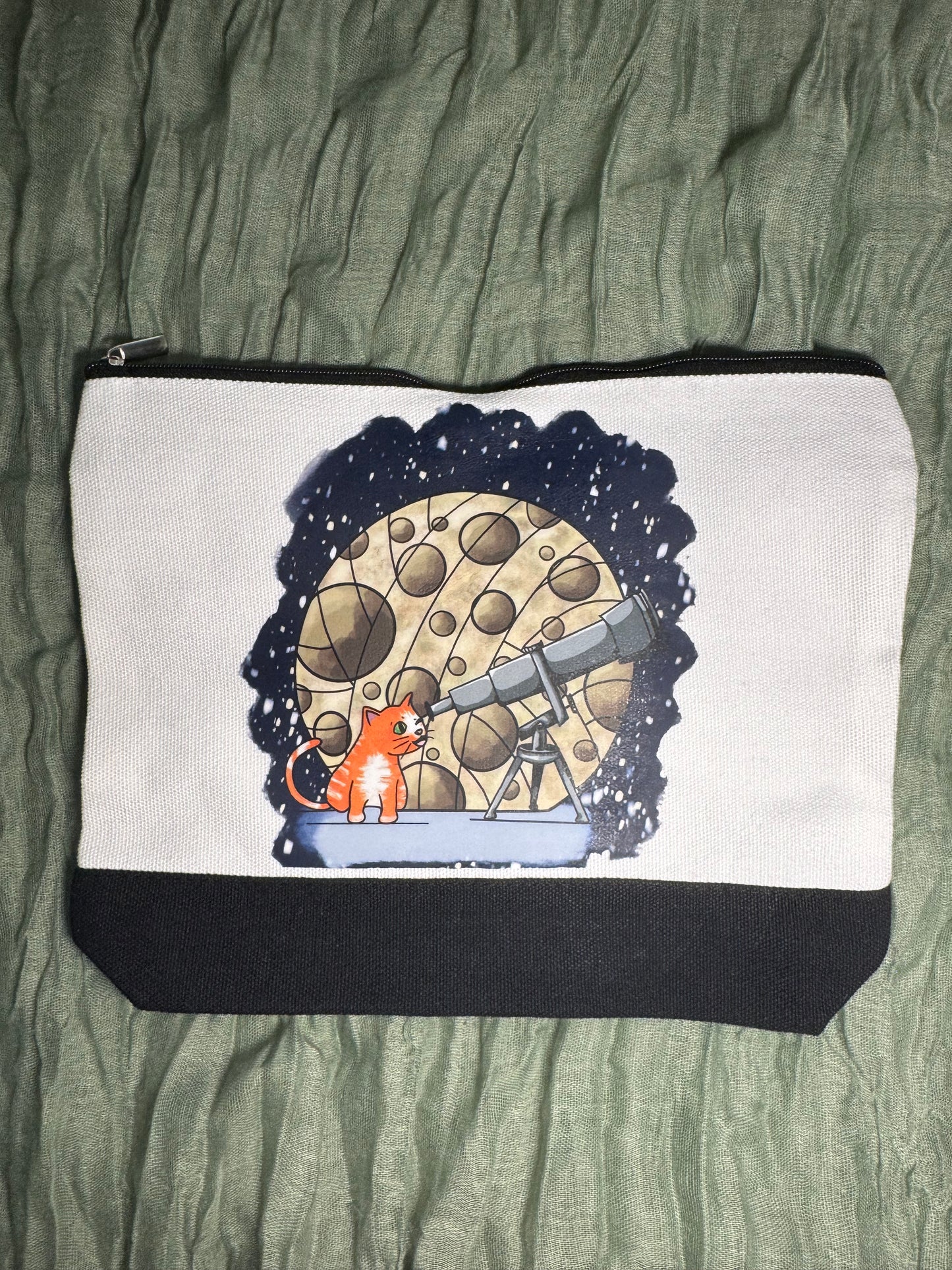 Cat moon-gazing hook case- large