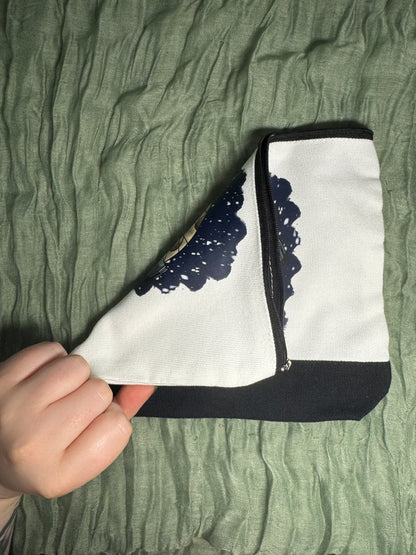 Cat moon-gazing hook case- large