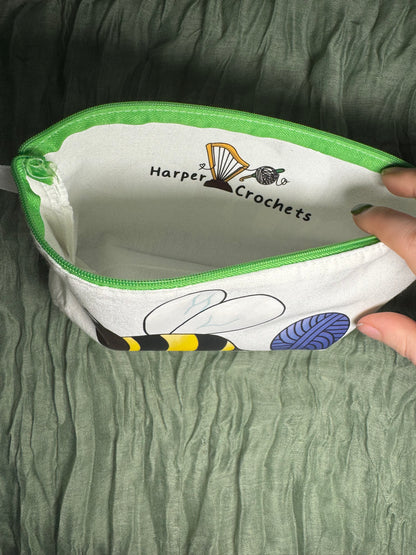 Bee hook case