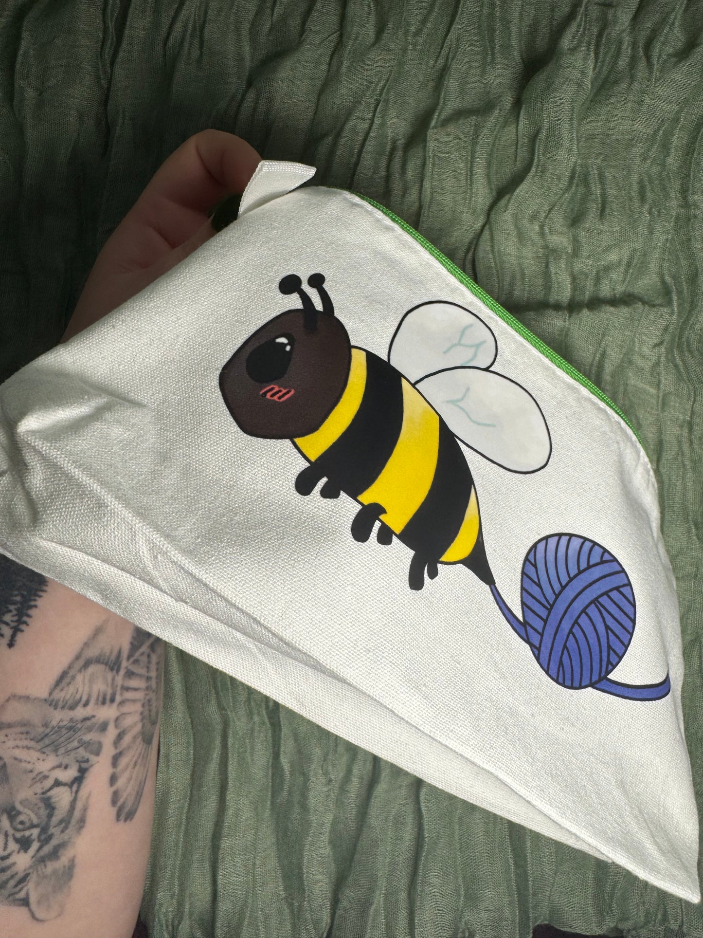 Bee hook case