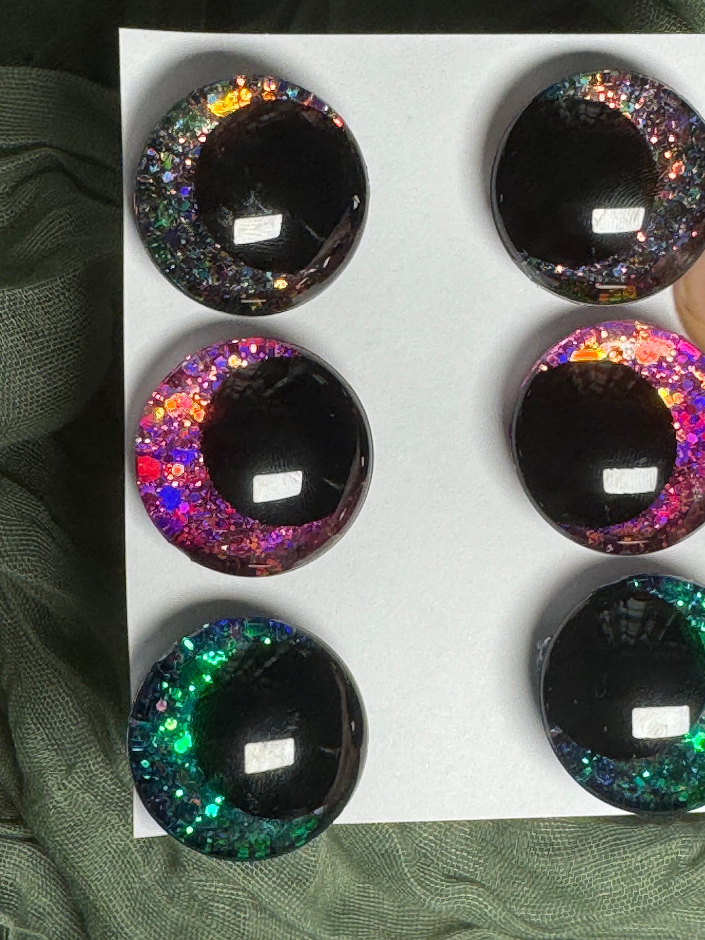 Chameleon glitter safety eyes