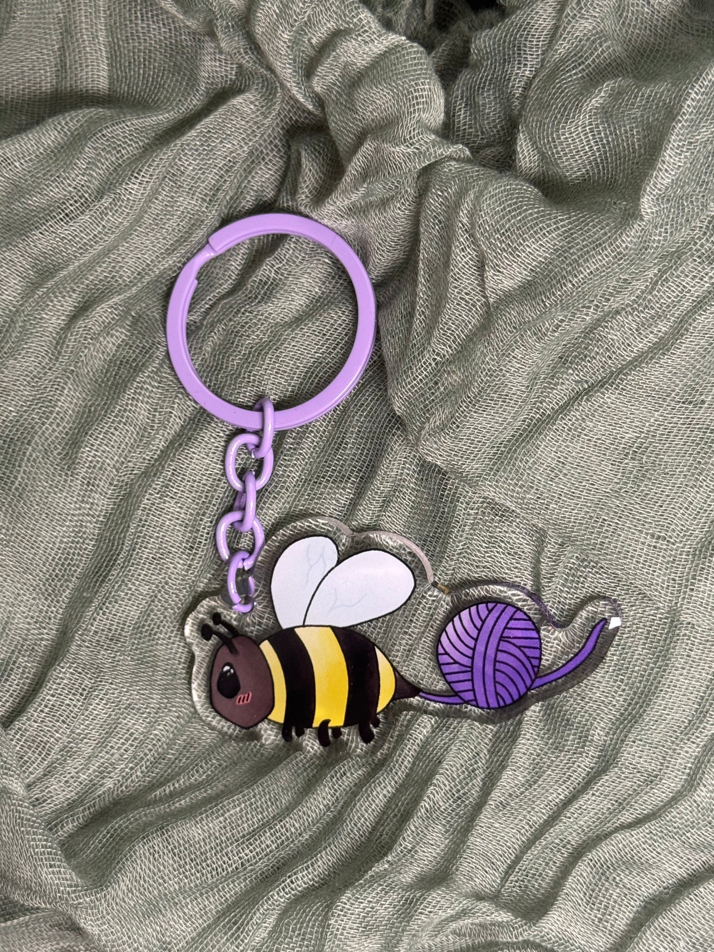 Bee keyring