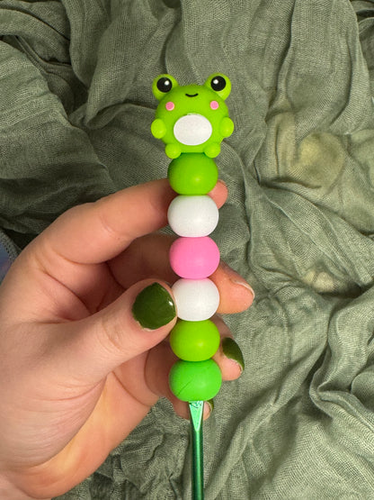 Frog 4mm beaded crochet hook