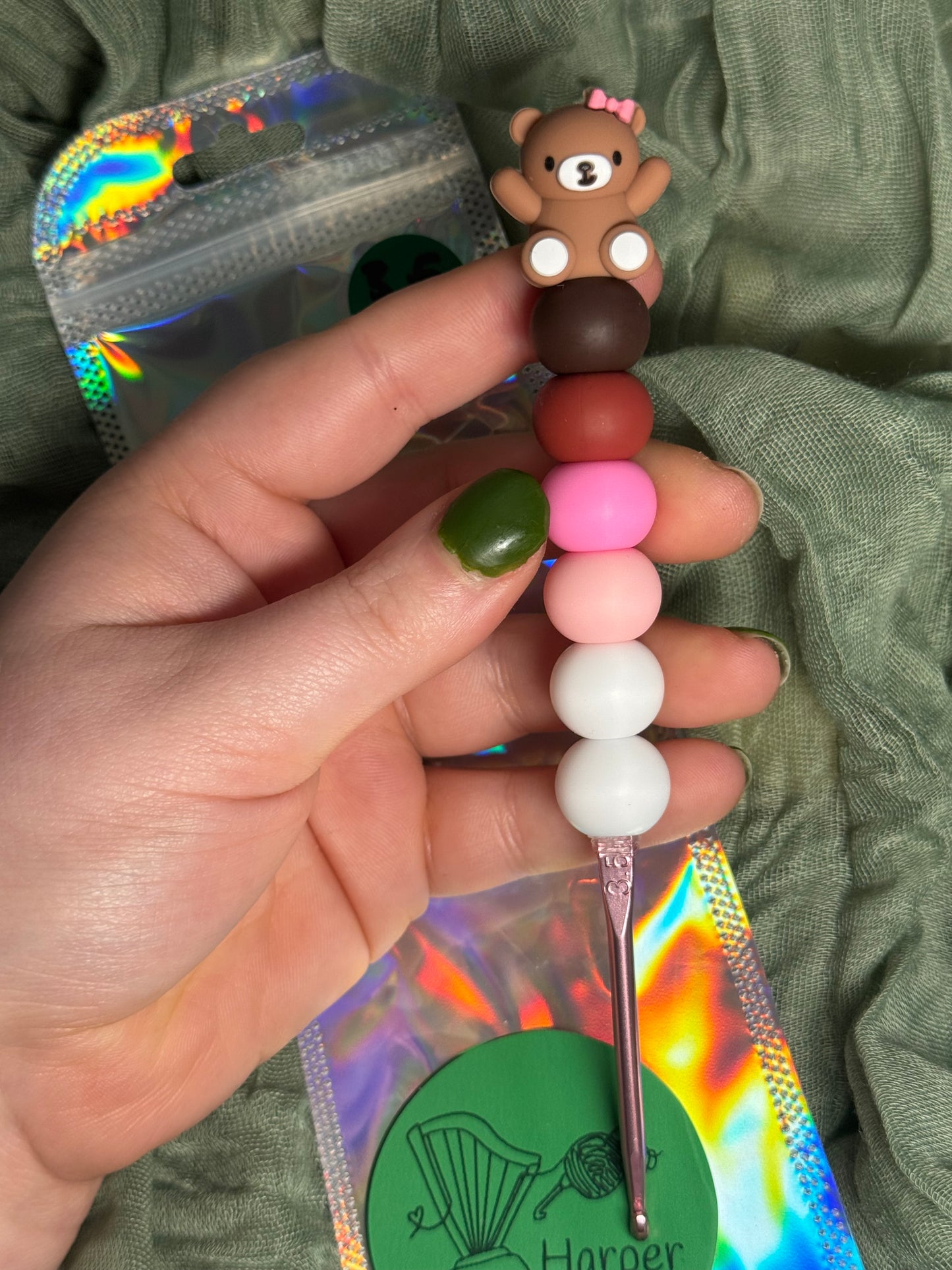 Teddy bear 3.5mm beaded crochet hook