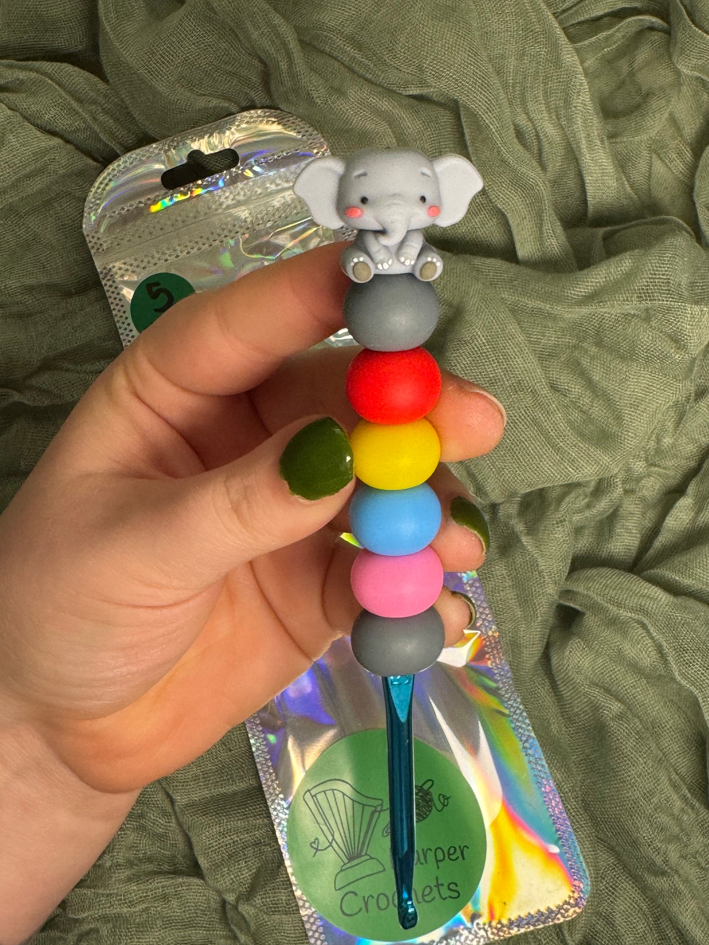 Elephant 5mm beaded crochet hook