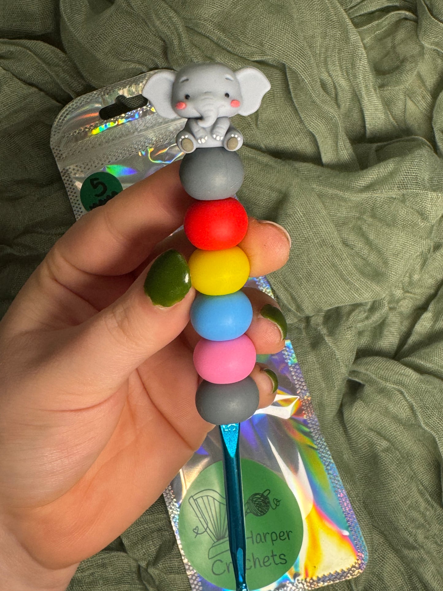Elephant 5mm beaded crochet hook
