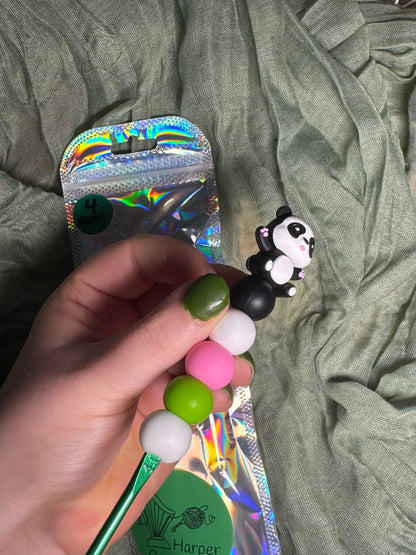 Panda 4mm beaded crochet hook