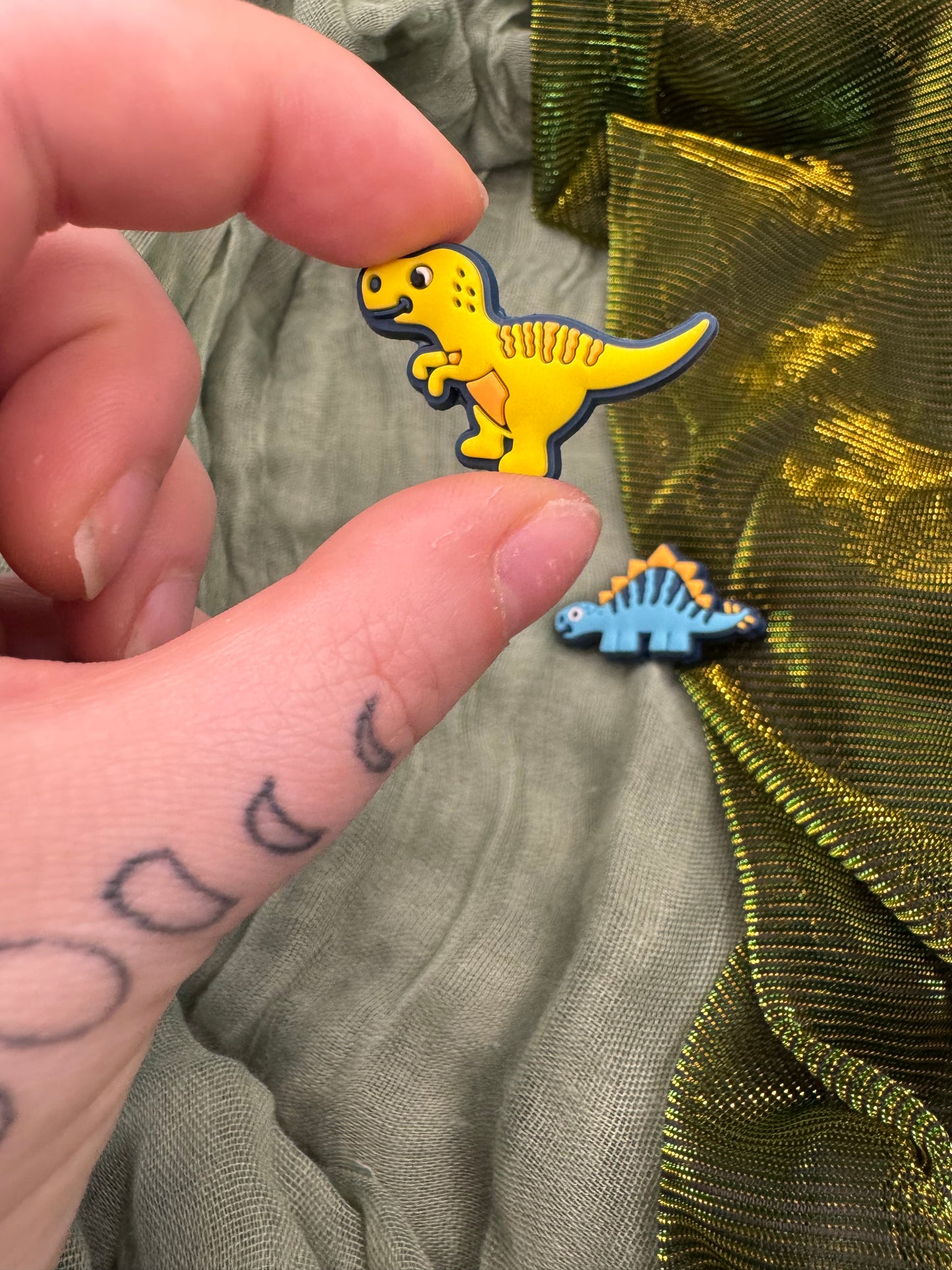 Dinosaur crochet hook