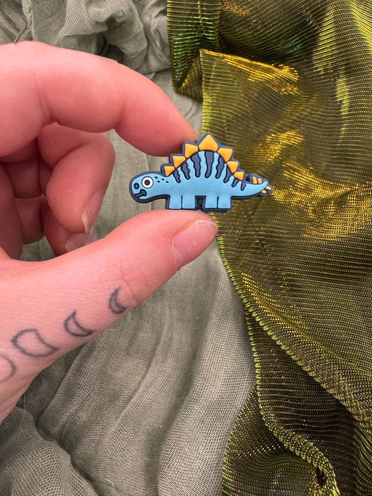 Dinosaur crochet hook