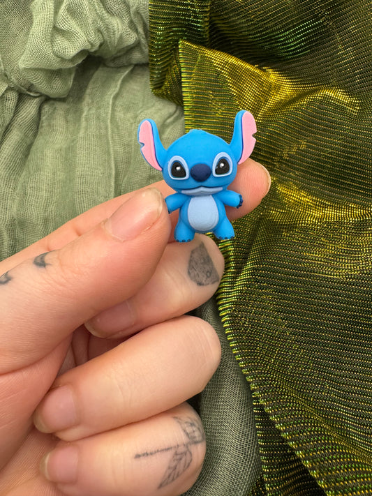 Blue alien 3D crochet hook