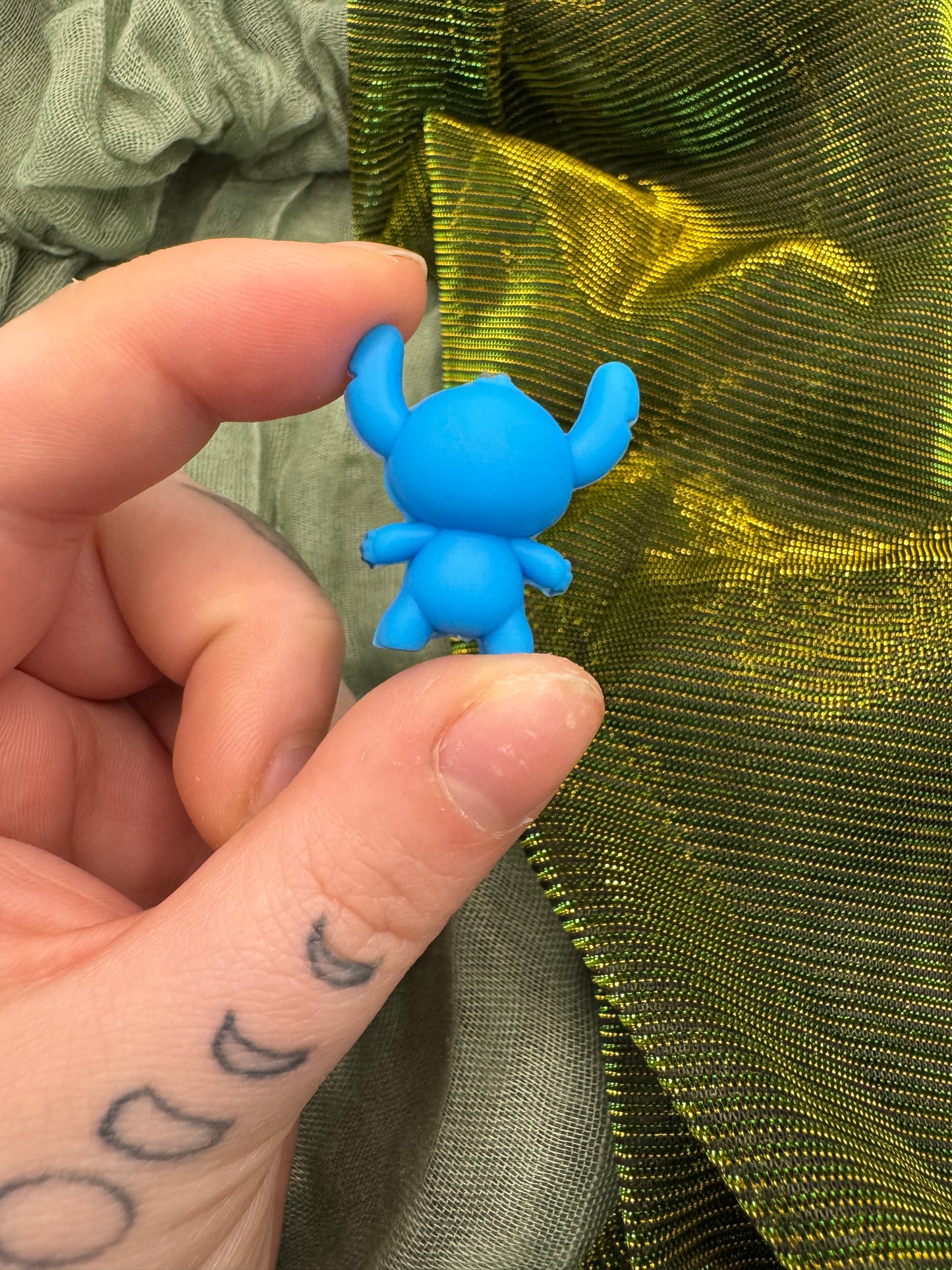 Blue alien 3D crochet hook