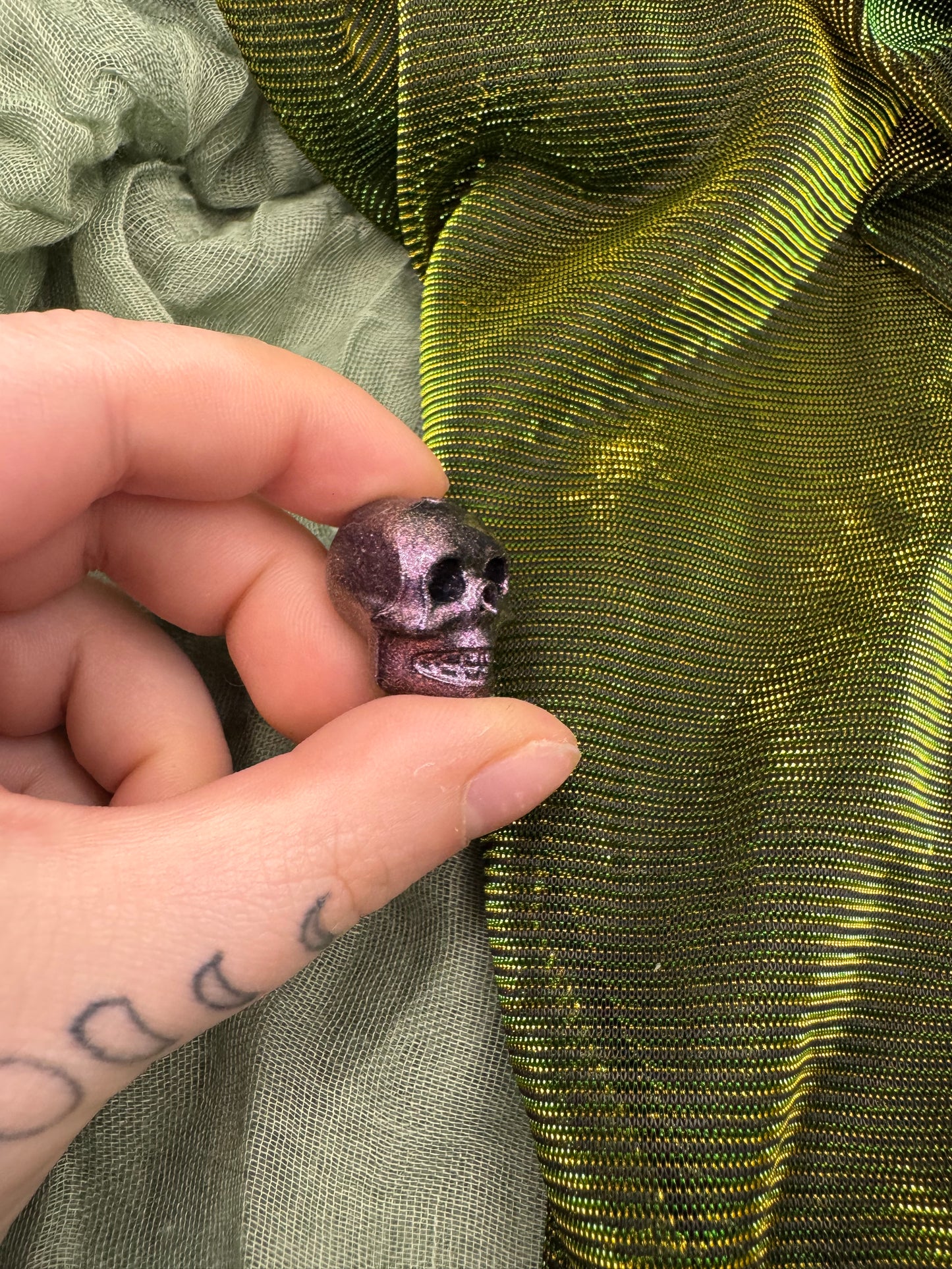 Purple glitter skull crochet hook