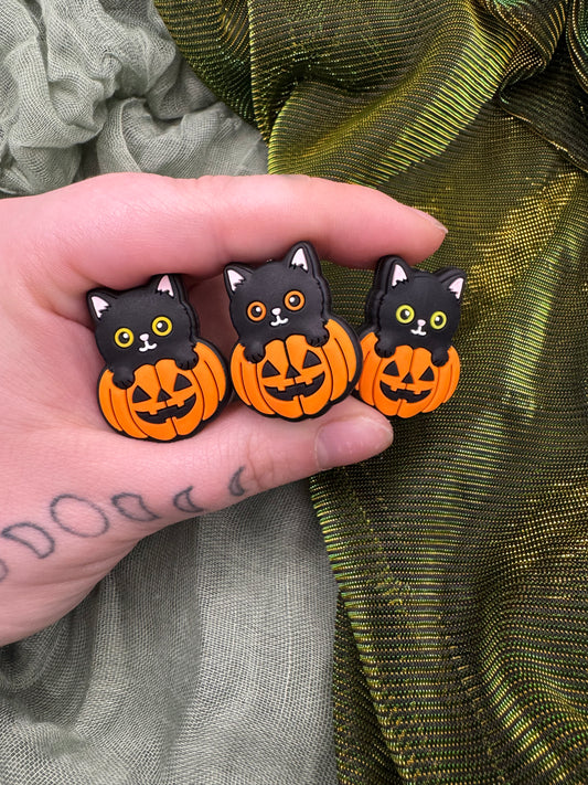 Pumpkin cat crochet hook