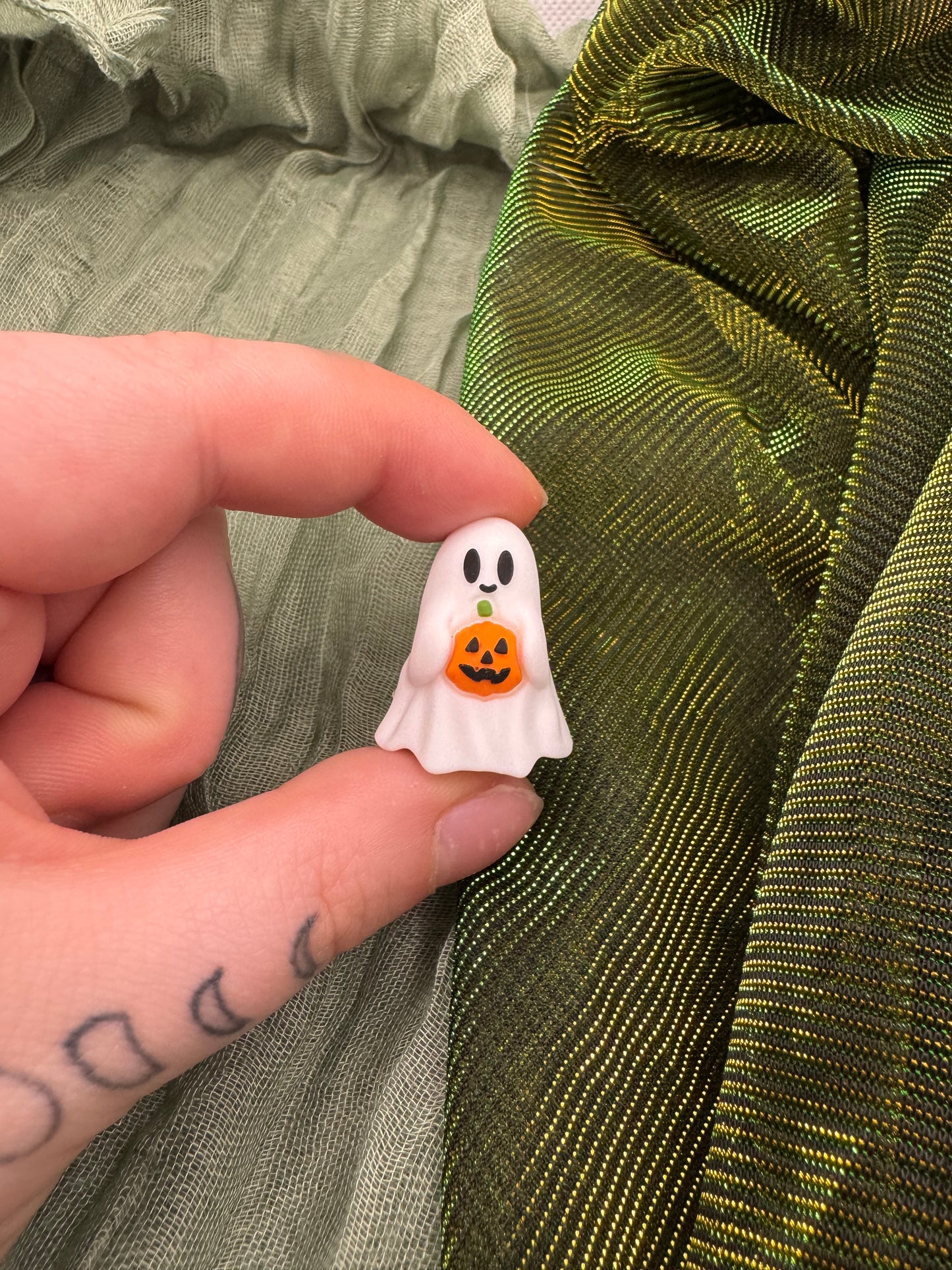3D ghosts crochet hook