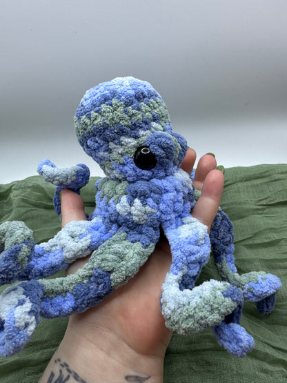 Octopus plushie pre-made