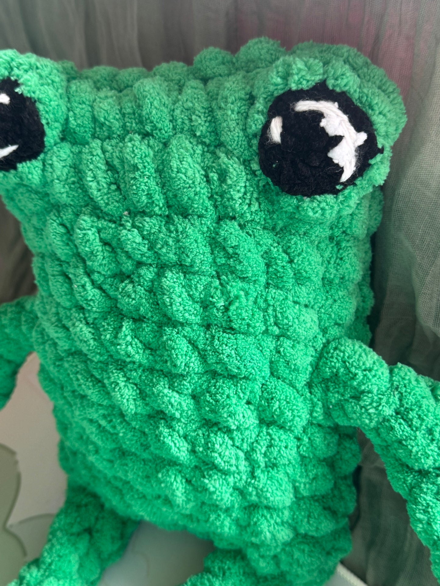 Jumbo leggy frog pre-made