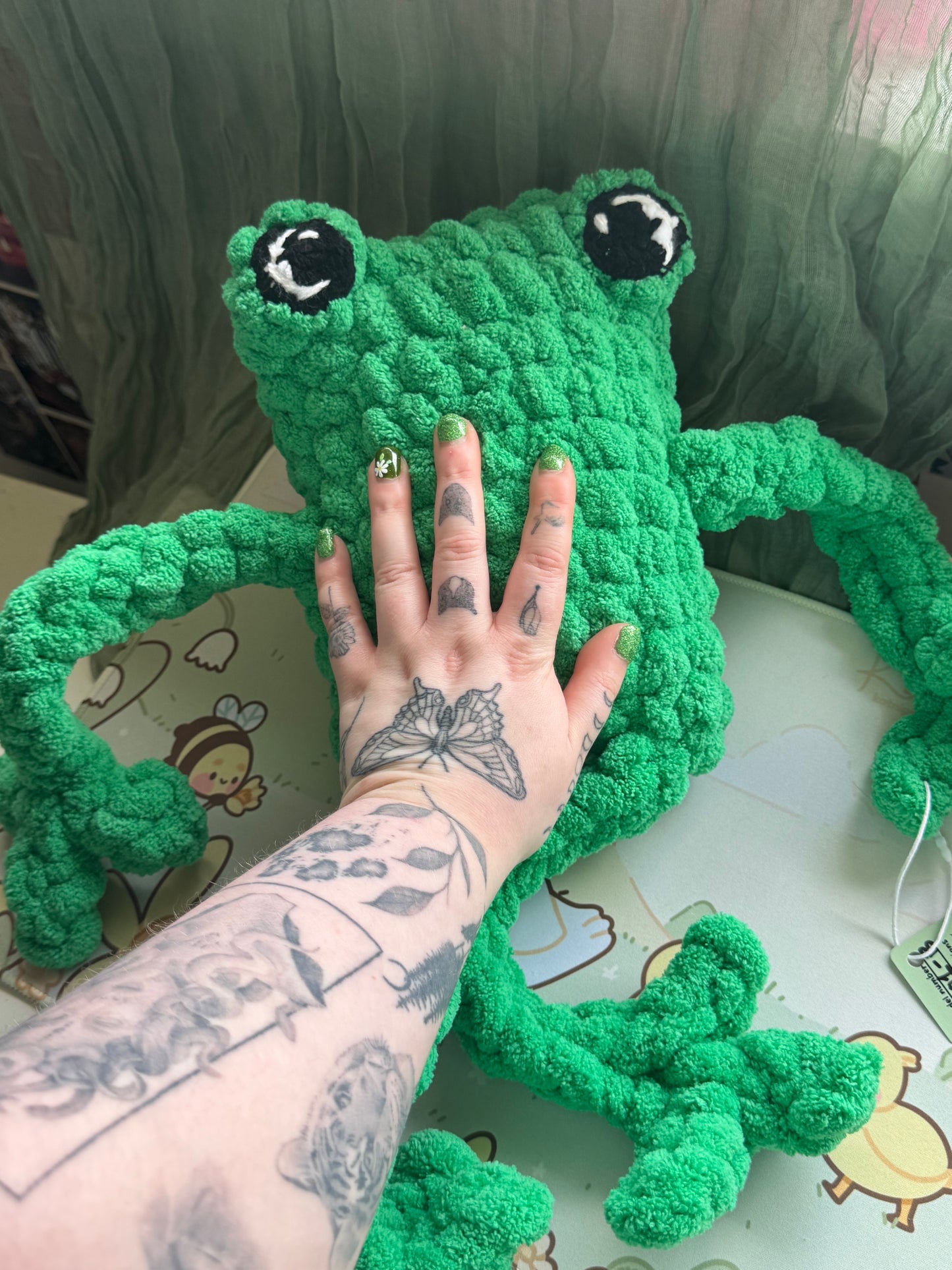 Jumbo leggy frog pre-made