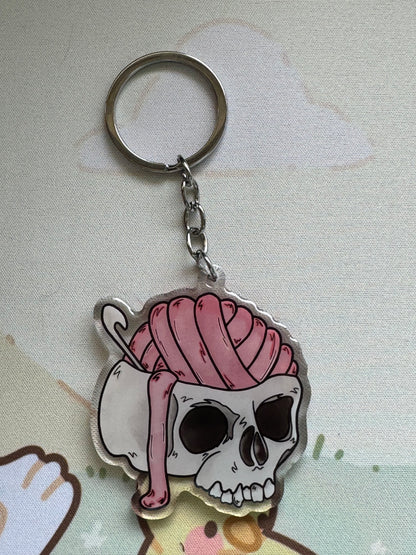 Skull with yarn brains keyring