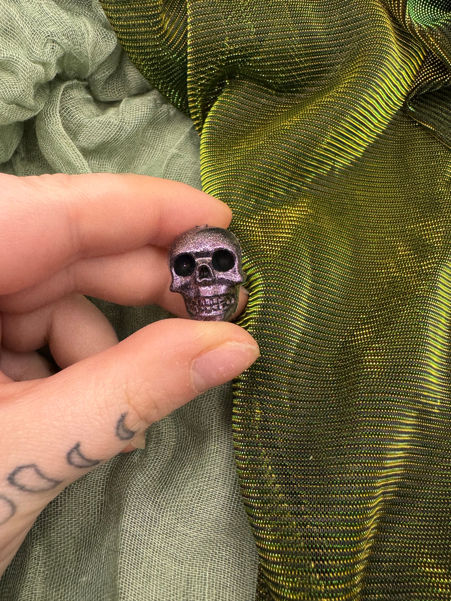 Purple glitter skull crochet hook